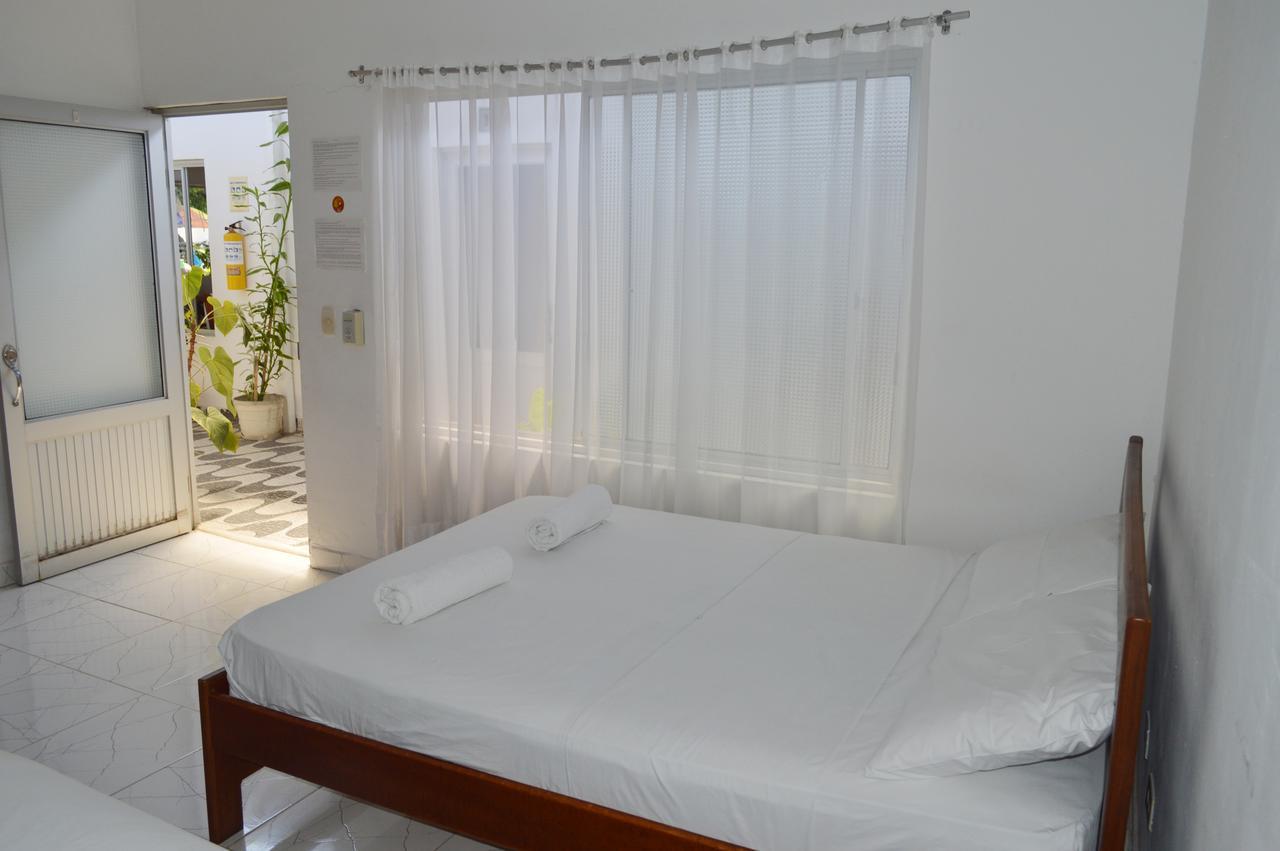 Hotel Heliconias Leticia Exterior photo